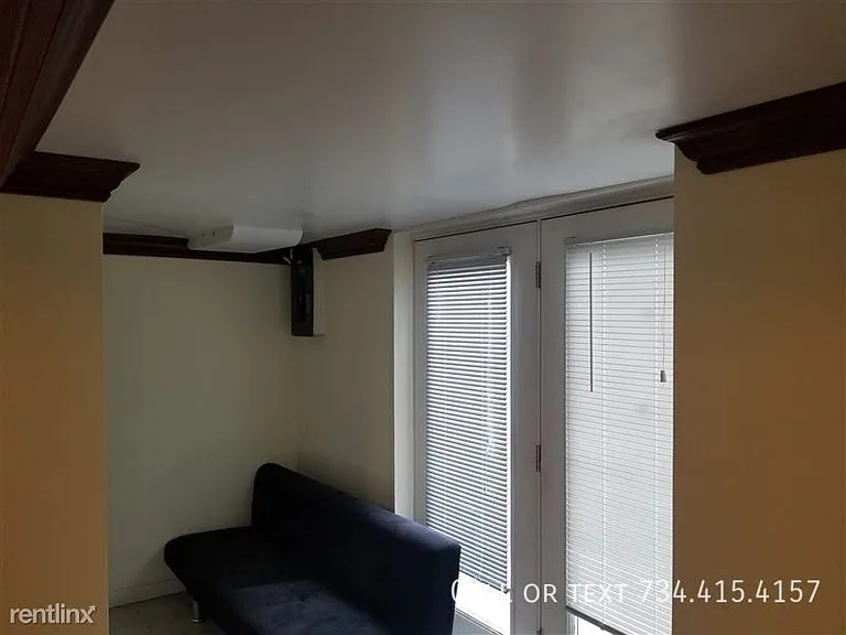 707 S Division St #1-A — Photo 31