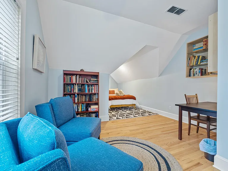 1146 Wade St NE — Photo 22
