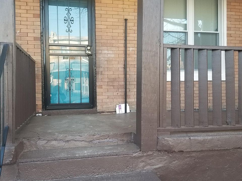 1st image of 107 N Harrison St