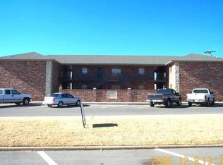 301 N Custer St, Weatherford, OK 73096