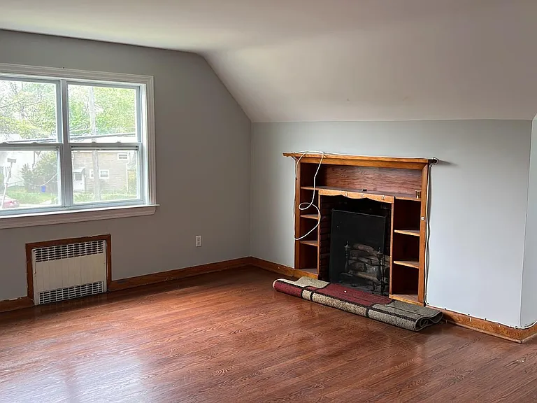 2 Coolidge Ave #2F — Photo 2