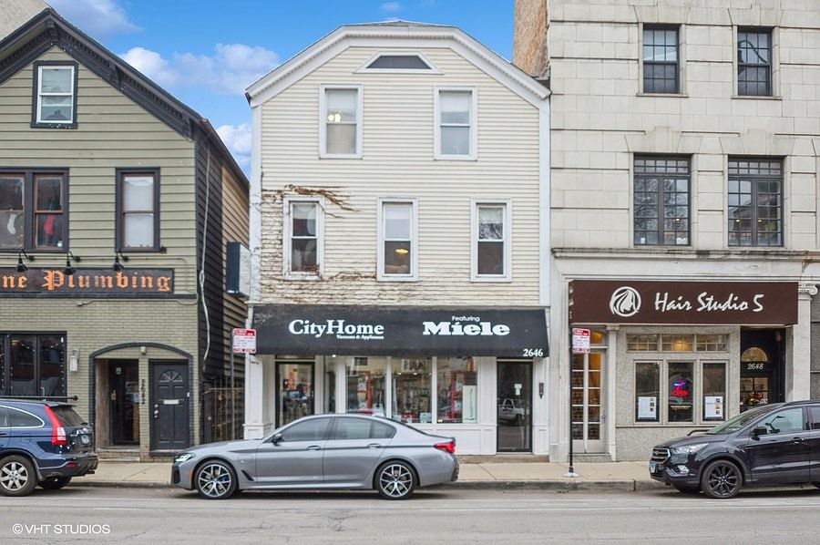 1st image of 2646 N Lincoln Ave #2F