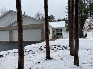 925 Pinewood Ln, Wausau, WI 54403
