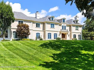 122 Rumson Rd, Rumson, NJ 07760