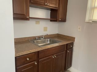 1150 W Blue Heron Blvd, West Palm Beach, FL 33404