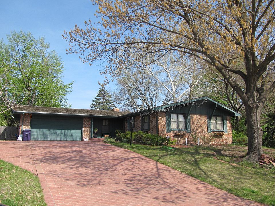 1st image of 1115 Pioneer Ln