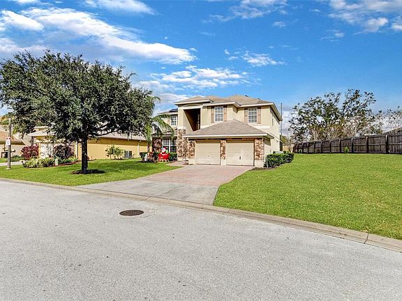 3rd image of 112 Cypress Pointe Ct