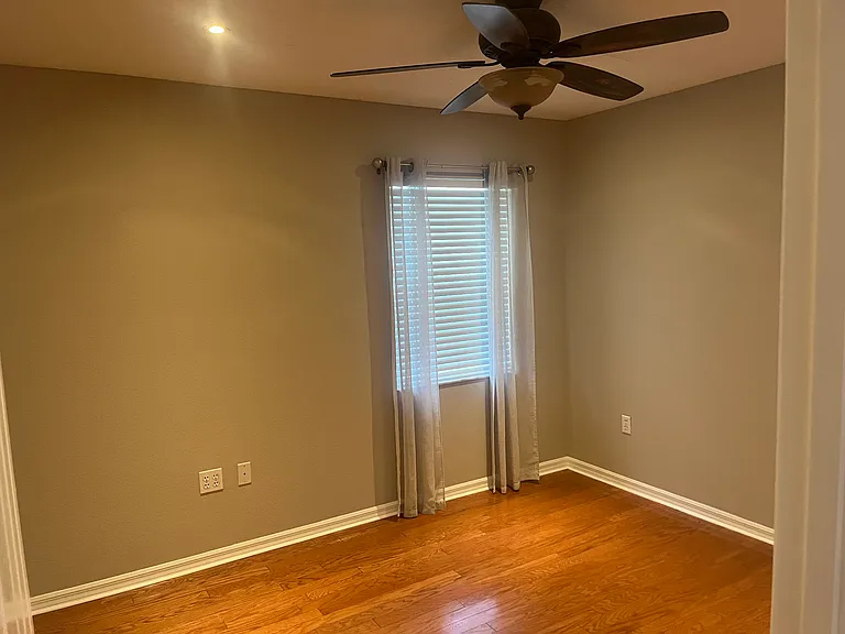 2052 Windwood Ln — Photo 22