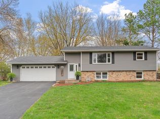 1007 15th St SE, Forest Lake, MN 55025