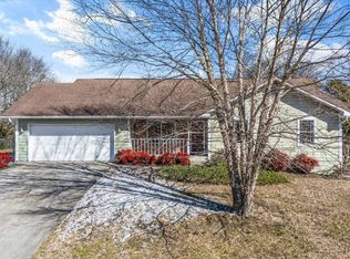 150 Maple Ridge Ln, Seymour, TN 37865