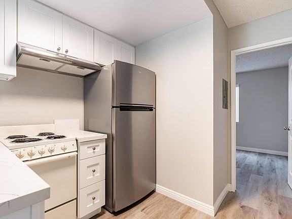 4th image of 4454 Utah St APT 3