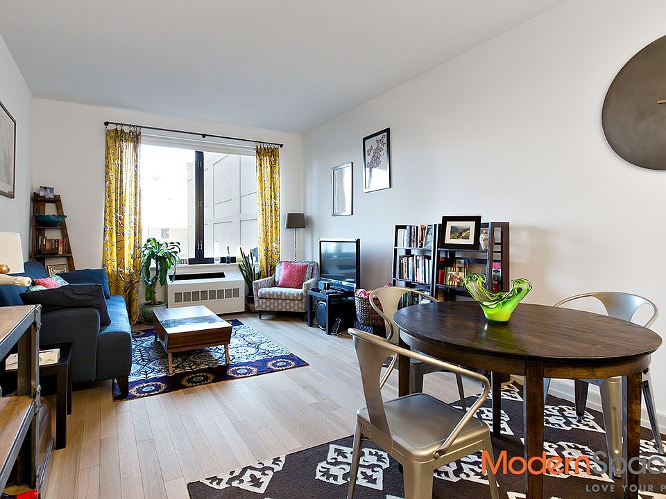 2nd image of 2145 44th Dr APT 3C