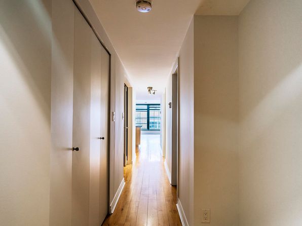 2 bedroom rental in Vancouver — photo 4