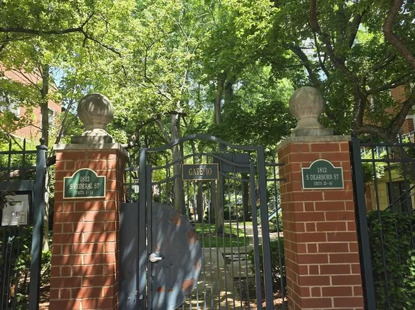 1812 S Dearborn St APT 43, Chicago, IL 60616