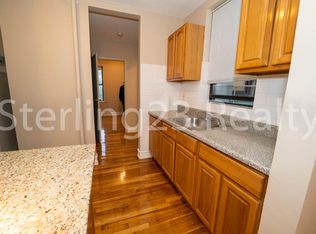 21-47 27th St #2D, Astoria, NY 11105