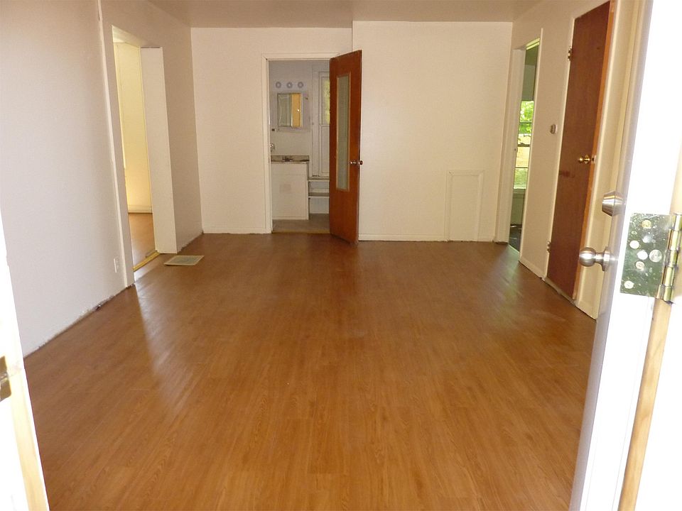 1st image of 133 Fayette St #3