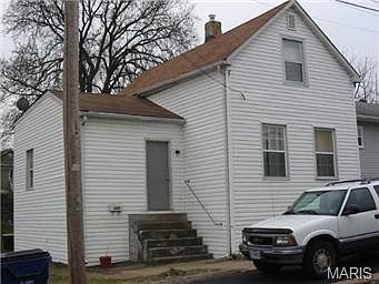 2nd image of 120 E Loretta Ave