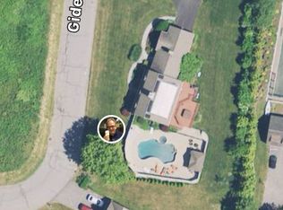 173 Gideon Lawton Ln, Portsmouth, RI 02871