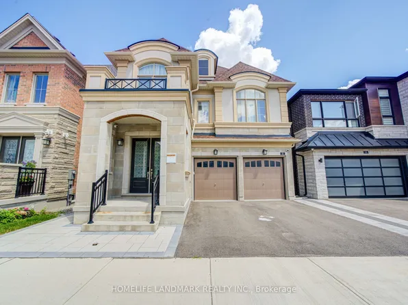 35 Red Giant St, Richmond Hill, ON L4C 4Y4