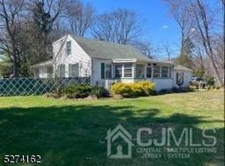 24 Farmhaven Ave, Edison, NJ 08820