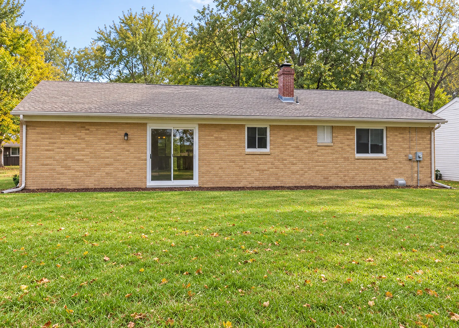 3 bed, 1107 sqft, $1,650 — Photo 2