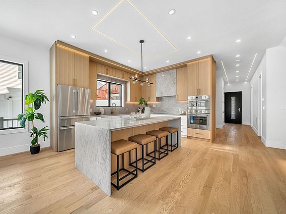 2nd image of 447 Hillside Ave