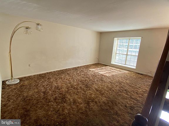 4th image of 7839 Mount Woodley Pl