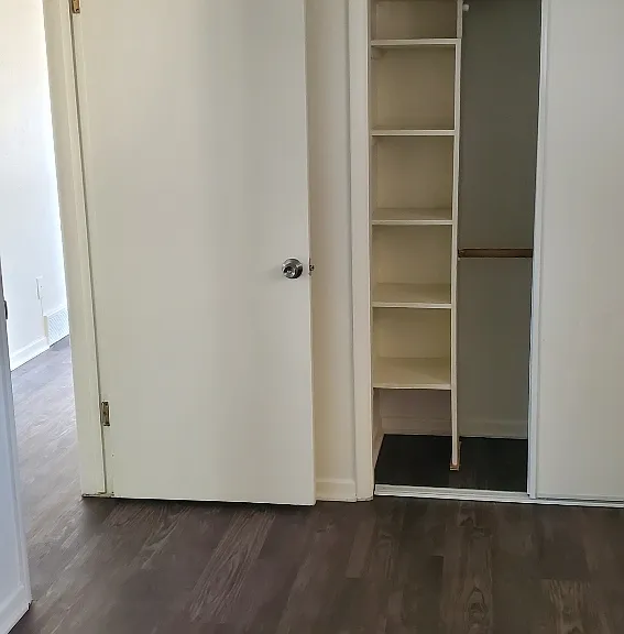 1277 S Hooker St — Photo 5