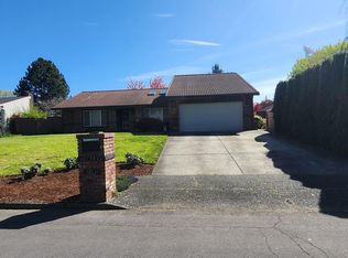 8015 NW 12th Ave, Vancouver, WA 98665