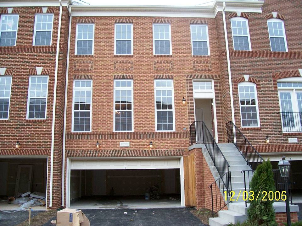 1st image of 22057 Avonworth Sq