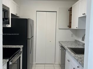 500 NE 2nd St APT 426, Dania, FL 33004