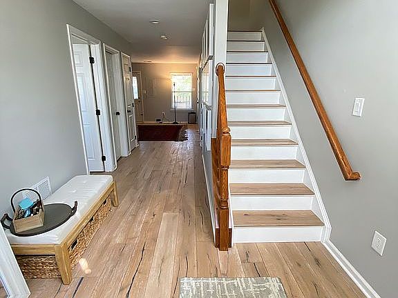 2nd image of 6607 Hunter Creek Ln