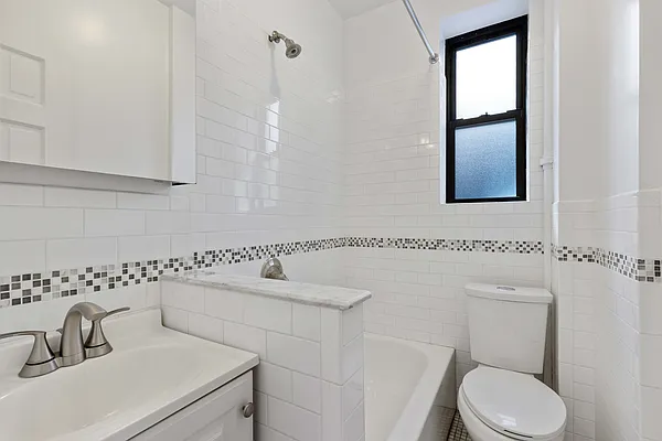 Rented by MNS | media 5