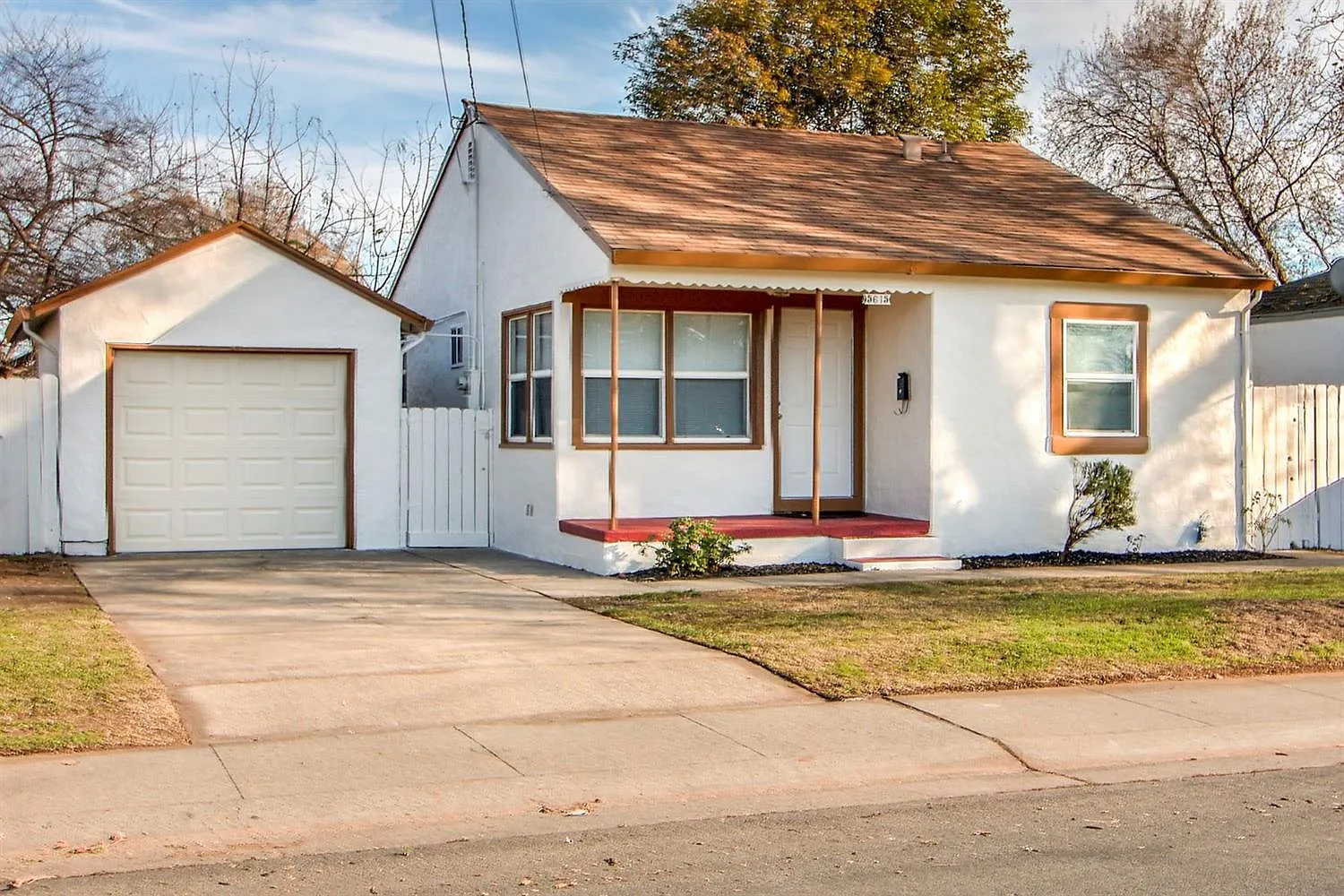 5615 28th St photo 1