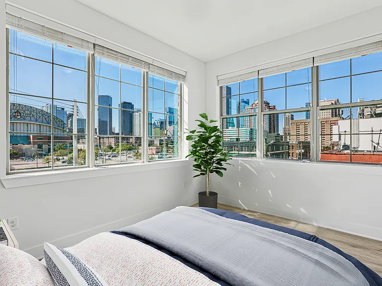 City View Lofts — Photo 9