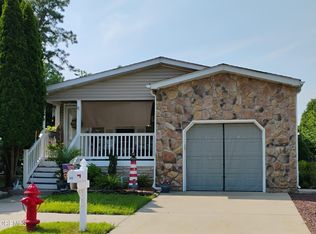 610 Walden Way, Whiting, NJ 08759