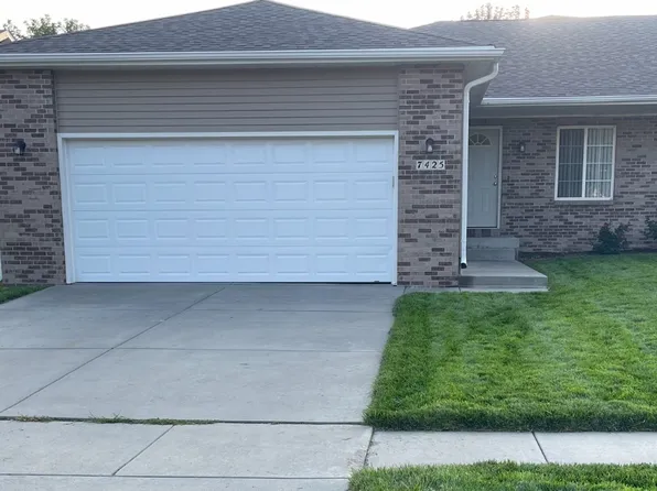 7425 S 16th St, Lincoln, NE 68512