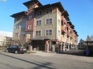 400 NE 100th Ave APT 302, Portland, OR 97220