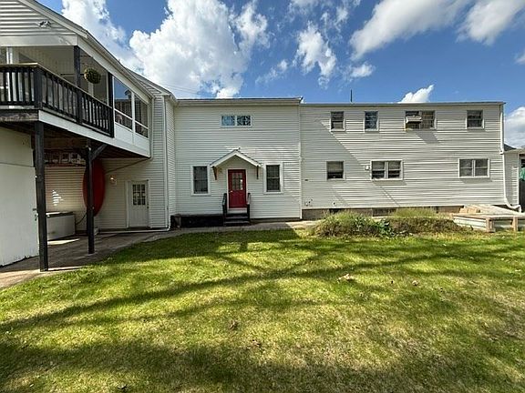 4th image of 38 Reynolds Ave