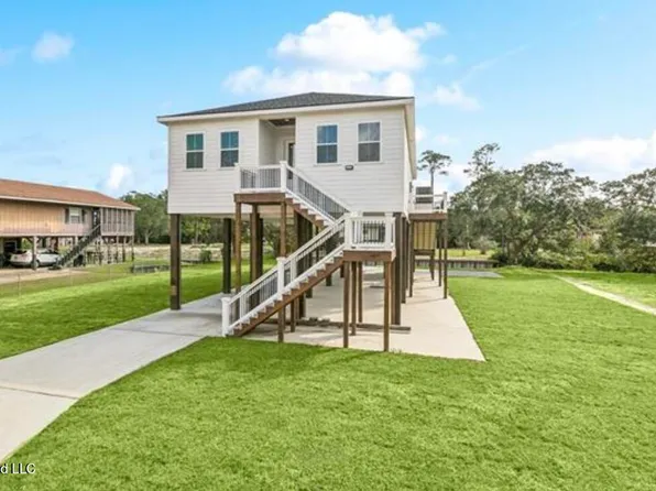 37 Good St, Bay Saint Louis, MS 39520