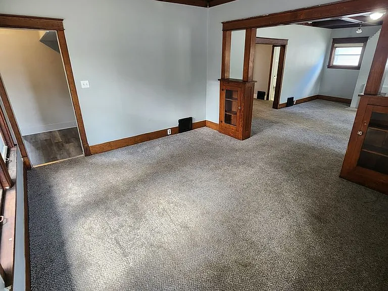 6010 Florence Blvd — Photo 11