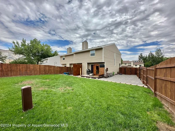 217 Meadow Dr, Parachute, CO 81635