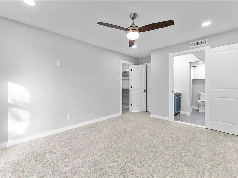 305 Valley Park Dr — Photo 19