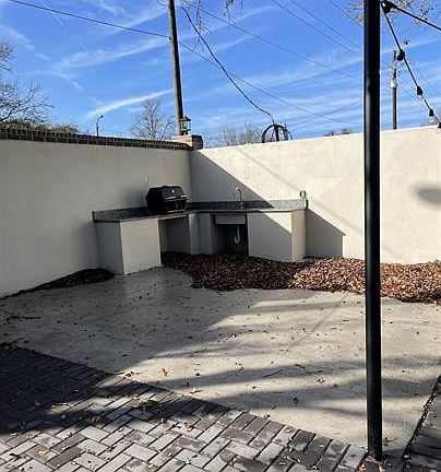 5th image of 1912 E Montague Ave #C