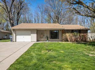 1262 Barefoot Trl, Greenwood, IN 46142