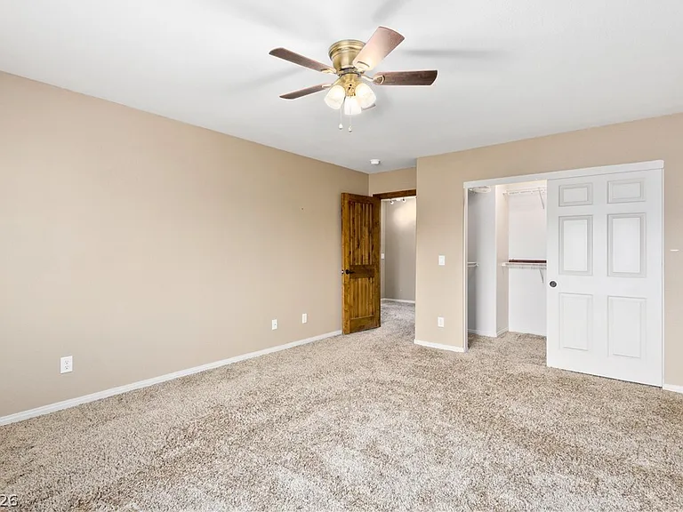 8461 Moondance Cellars Ct — Photo 30