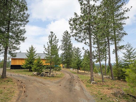 2nd image of 3977B Garden Spot Rd