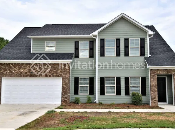 1482 Ewing Farm Dr, Loganville, GA