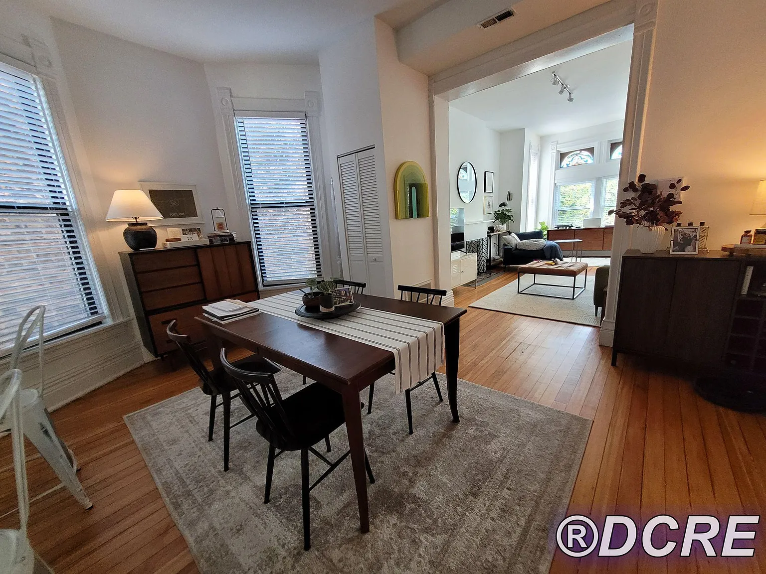 3 bed, 1300 sqft, $3,495 — Photo 2