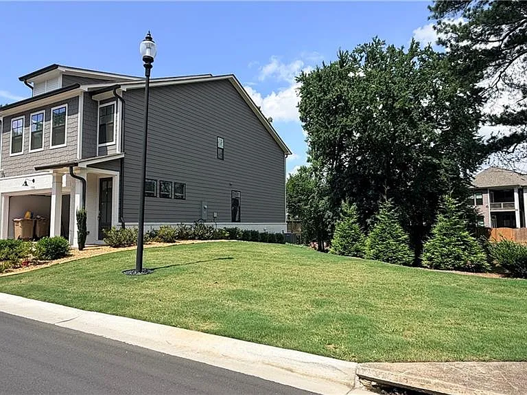 798 Stickley Oak Way — Photo 2